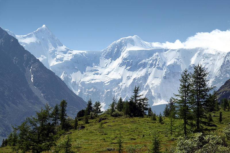 Гора Белуха высшая точка Алтайских гор и Сибири