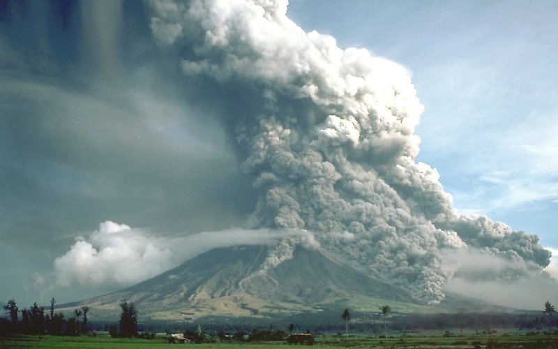 Извержение вулкан Майон 23 сентября 1984